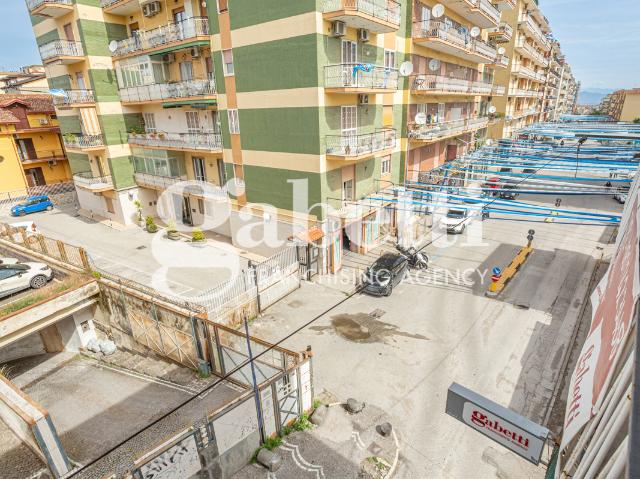 Zweizimmerwohnung in Via Francesco Baracca, Marano di Napoli - Foto 1