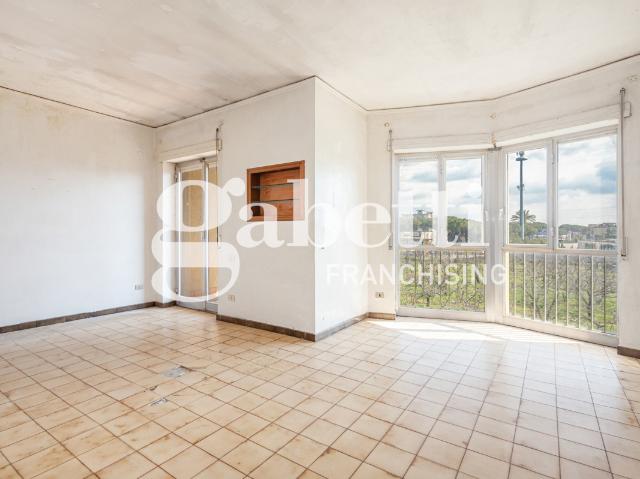 3-room flat in Corso Europa, Villaricca - Photo 1