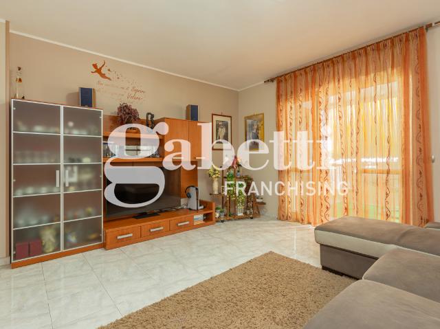 4-room flat in Via della Libertà, Villaricca - Photo 1