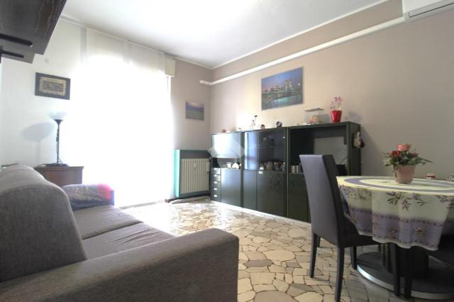 2-room flat in Via Federico Ozanam 4, Concorezzo - Photo 1