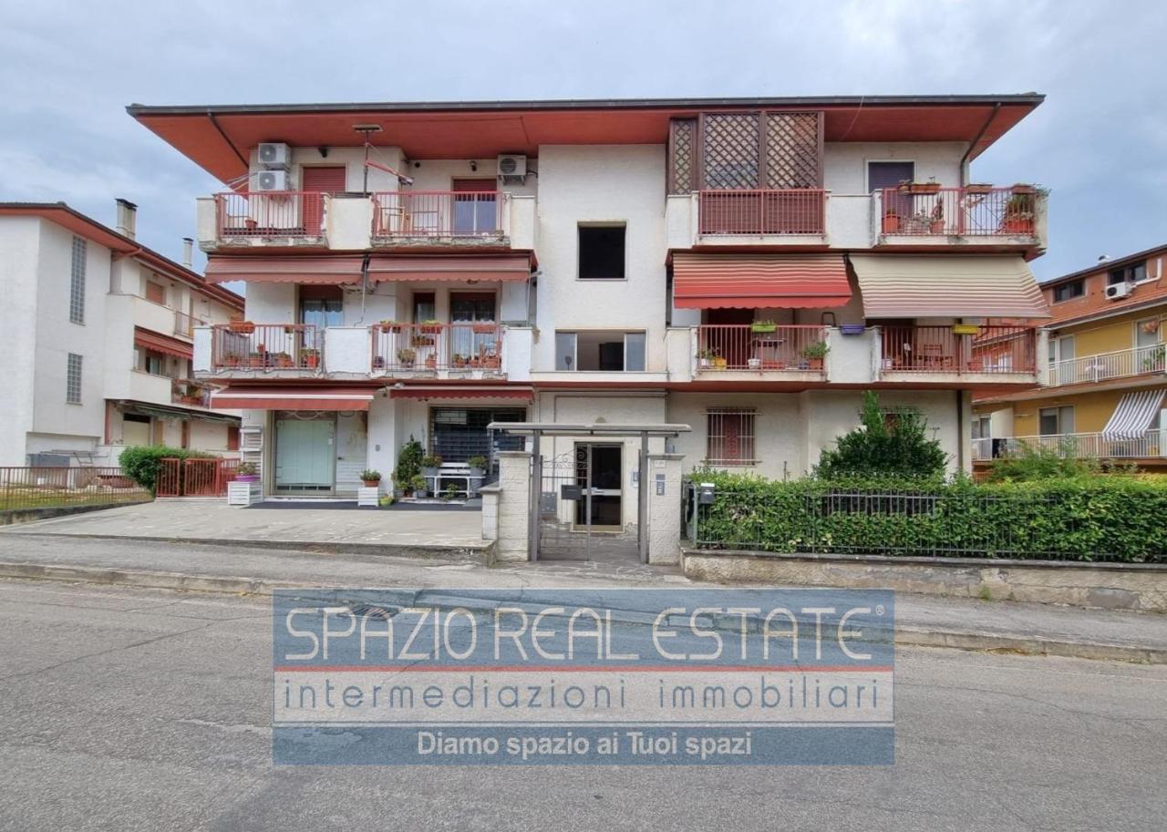 Appartamento in vendita a Loreto Aprutino