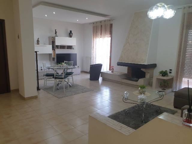 4-room flat in Via Giovanni Gentile, Bellizzi - Photo 1