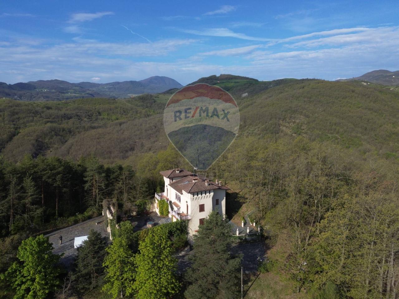 Villa in vendita a Varano De' Melegari