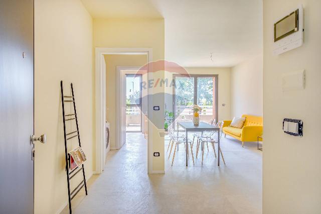 2-room flat in Via La Spezia, Parma - Photo 1