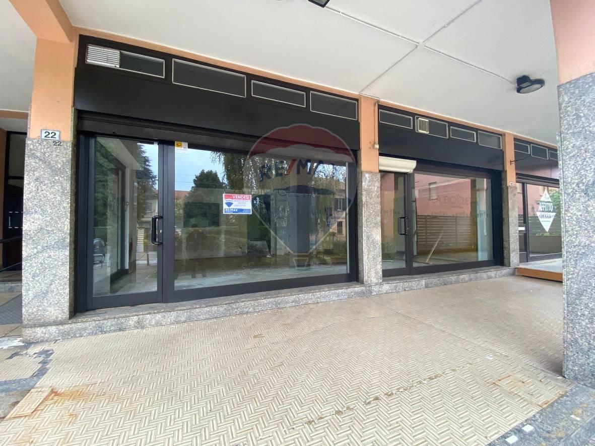 Negozio in Via Ronzoni 22, Cermenate - Foto 1