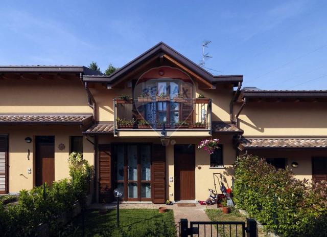 Villa a schiera in Via Manzoni, Guanzate - Foto 1