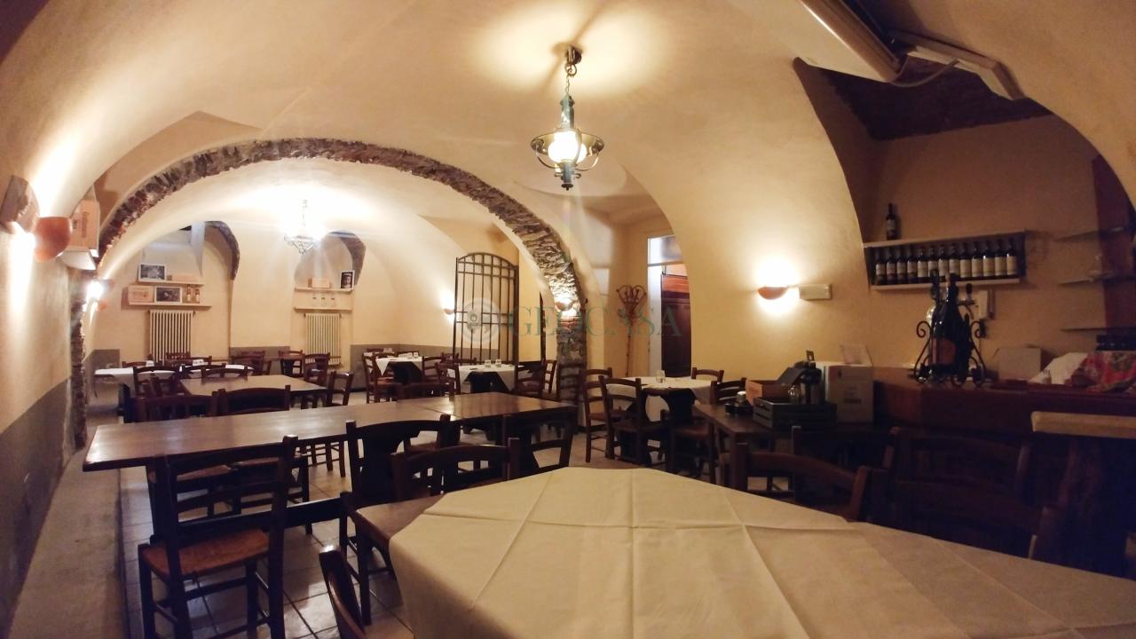 Negozio in Via del Carmine 7, Sarzana, {3} - Foto 1