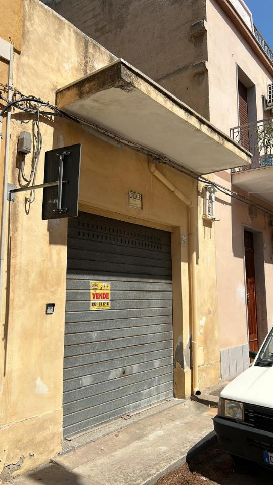 Garage in vendita a Avola