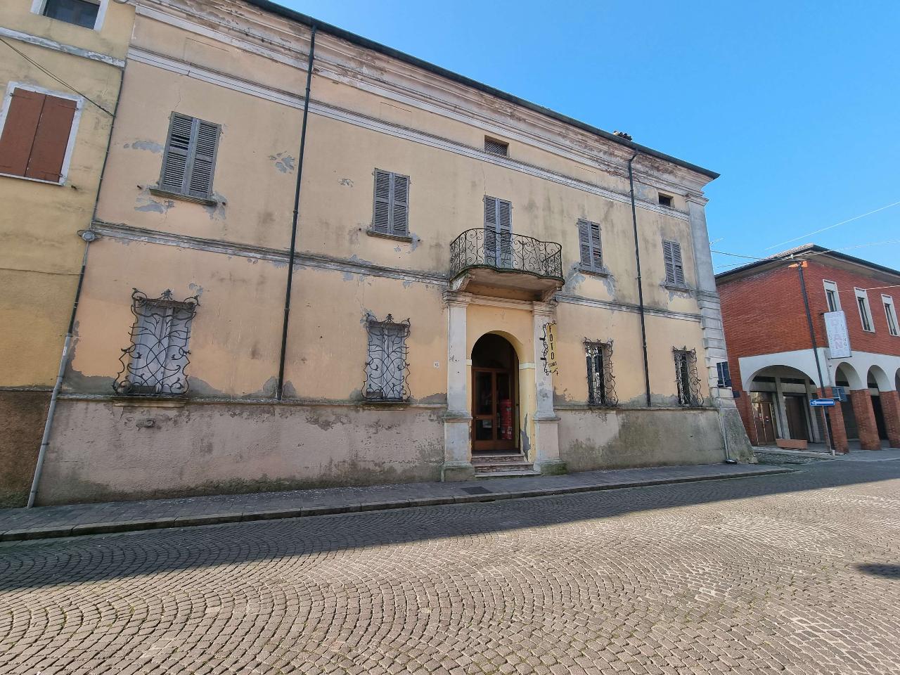 Villa in vendita a Sabbioneta