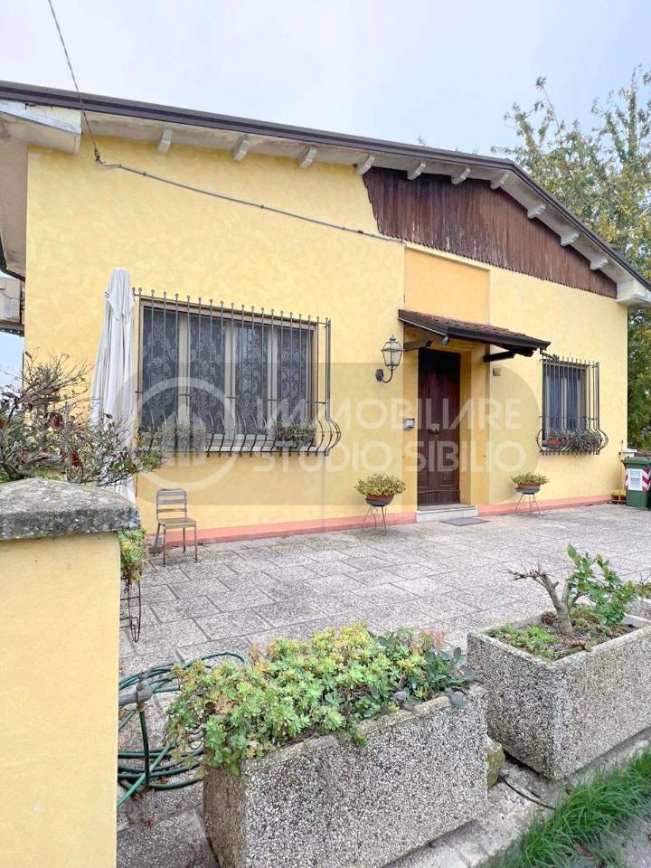 Villa unifamiliare in vendita a Suzzara