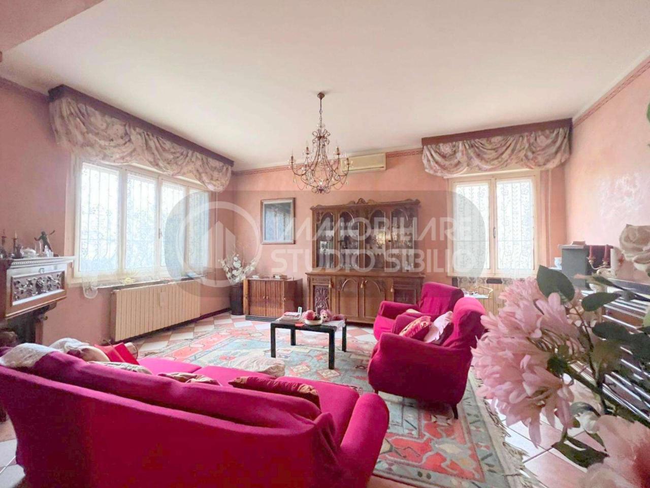 Villa unifamiliare in vendita a Suzzara