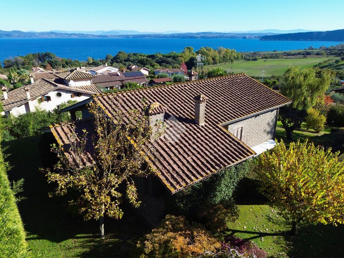 Villa in vendita a Bracciano