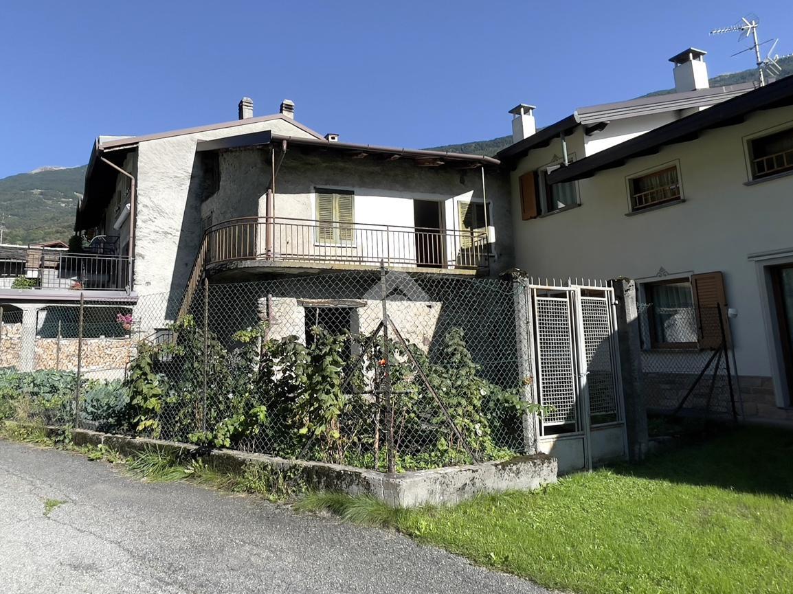 Casa indipendente in vendita a Mazzo Di Valtellina