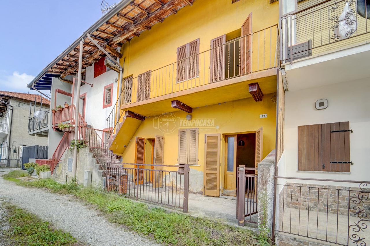 Casa indipendente in vendita a Castelletto Sopra Ticino
