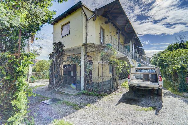 Casa indipendente in Piazzale Cinque Martiri, Castelletto sopra Ticino - Foto 1