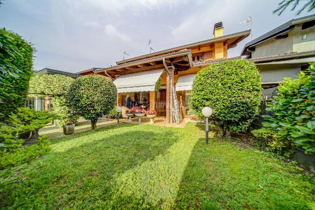 Villa in Via Riale, Castelletto sopra Ticino - Foto 1