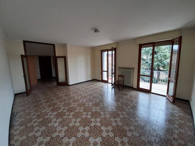 4-room flat in Via Dante, Mira - Photo 1