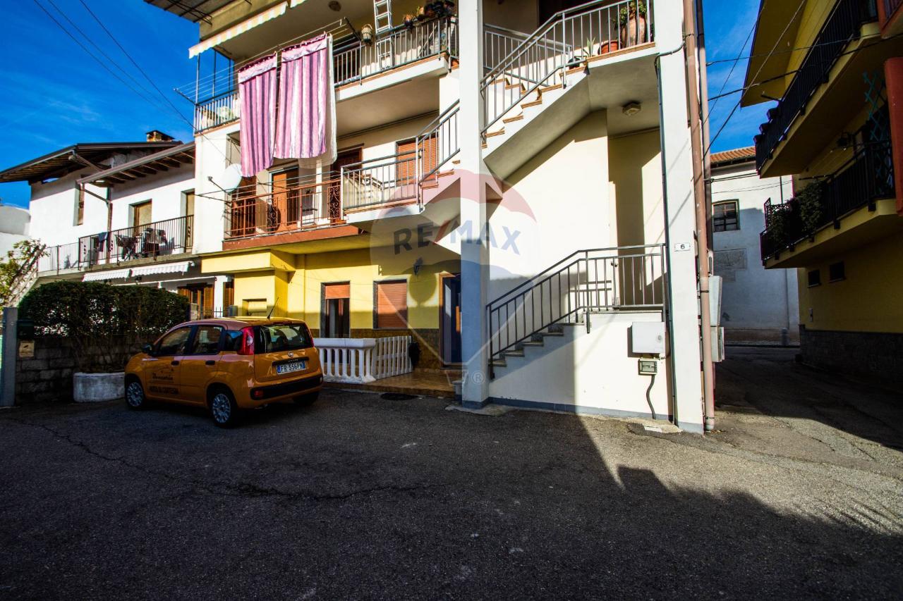 Appartamento in vendita a Cureggio
