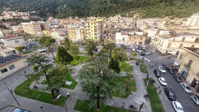 Trilocale in Piazza Guglielmo Marconi, Sarno - Foto 1