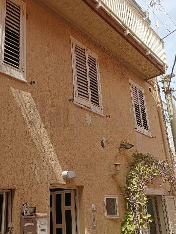 Mansion in Ganzirri , Messina - Photo 1