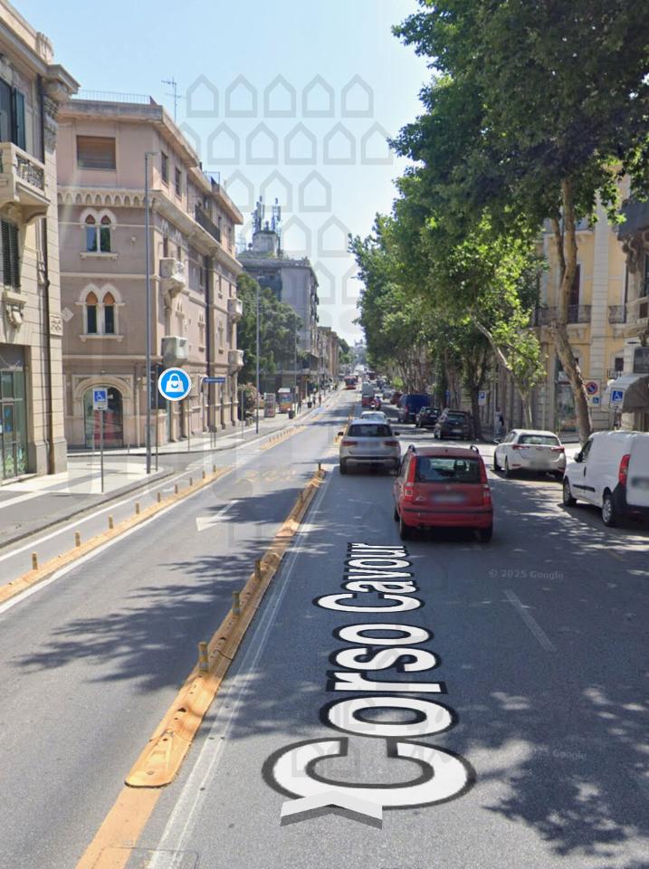 Negozio in Via Cavour  199, Messina, {3} - Foto 1