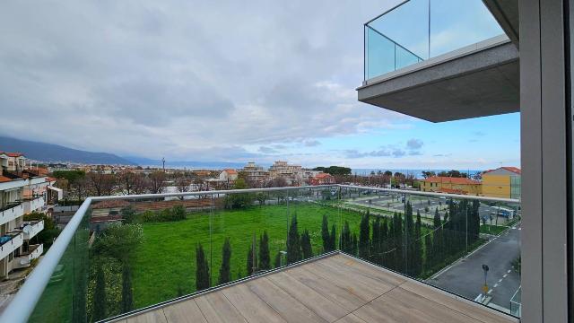 Zweizimmerwohnung in Piazza Giacomo Matteotti, Albenga - Foto 1