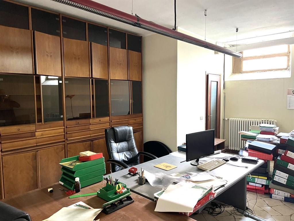 Ufficio in Via Giacosa 9, Monza, {3} - Foto 1