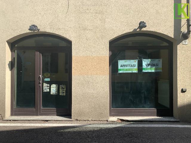 Negozio in Via Cavour 77, Saronno - Foto 1