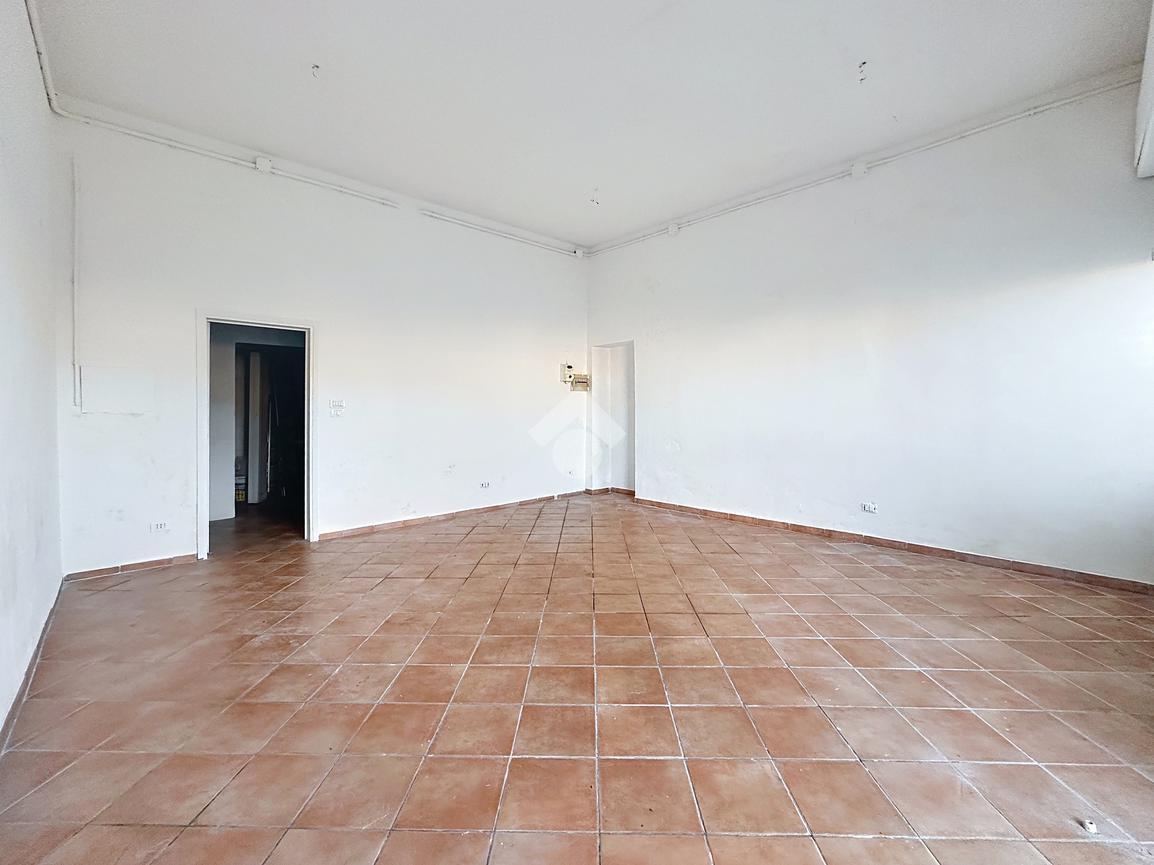 Negozio in Via della Posta 104, Livorno, {3} - Foto 2