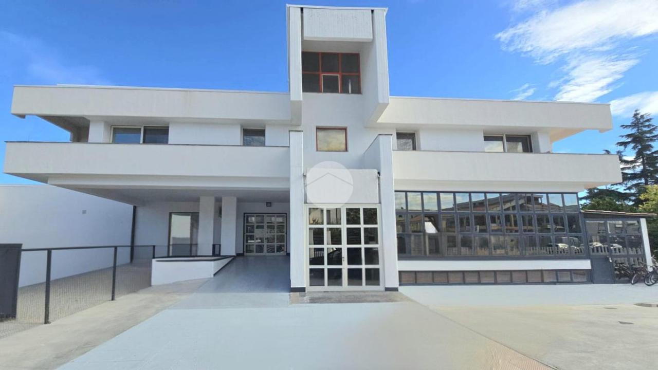 Capannone in Via Via Arti E Mestieri 16, Termoli, {3} - Foto 1