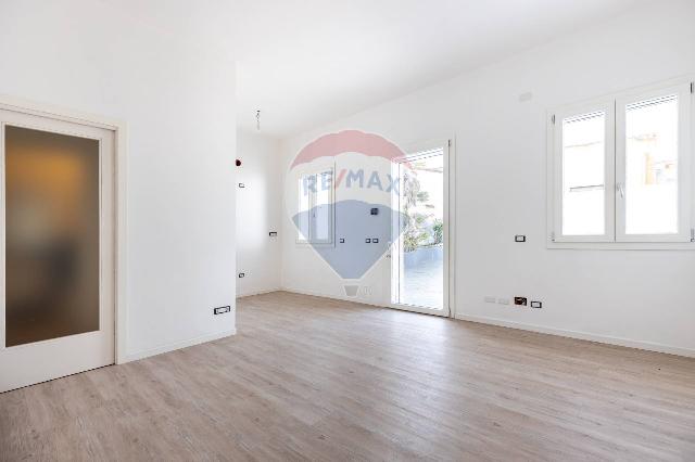 4-room flat in Via Principe Eugenio di Savoia 34, Cagliari - Photo 1