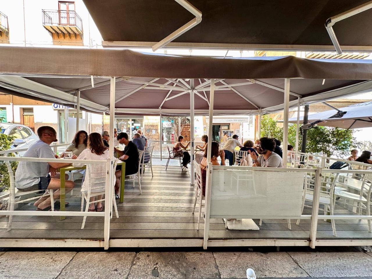 Esercizio commerciale in Corso Garibaldi 88, Castellammare Del Golfo, {3} - Foto 1