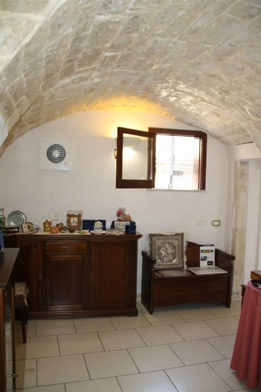 Laboratorio in , Ragusa, {3} - Foto 2