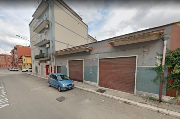 Negozio in Via Albanese Ruffo, Foggia, {3} - Foto 1