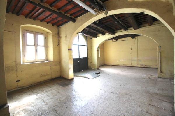 Negozio in Piazza Giuseppe Mazzini, Pescia, {3} - Foto 1