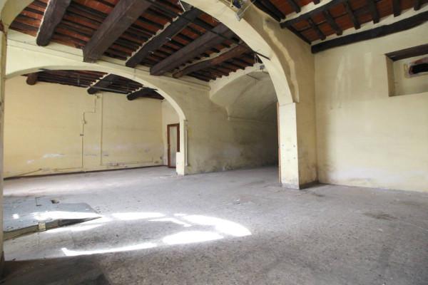 Negozio in Piazza Giuseppe Mazzini, Pescia, {3} - Foto 2