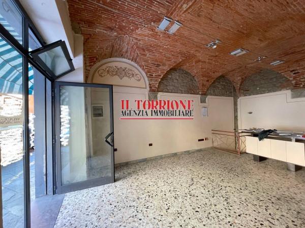 Negozio in Piazza Giuseppe Mazzini, Pescia, {3} - Foto 2