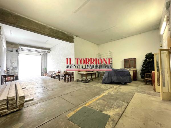 Magazzino in Via Galileo Galilei, Pescia, {3} - Foto 1