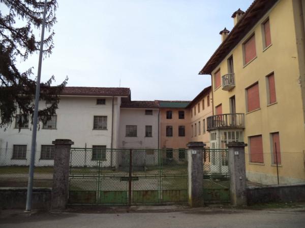 Magazzino in , Basiliano, {3} - Foto 1