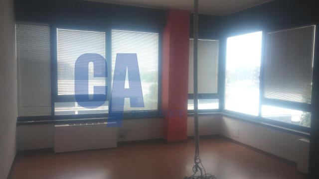 Office in Via Galilei Galileo, Cinisello Balsamo - Photo 1