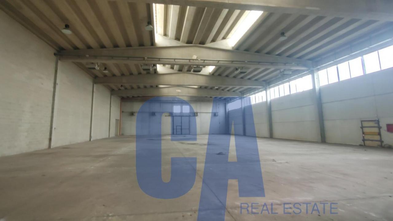 Magazzino in Via Allende S., Melegnano - Foto 1