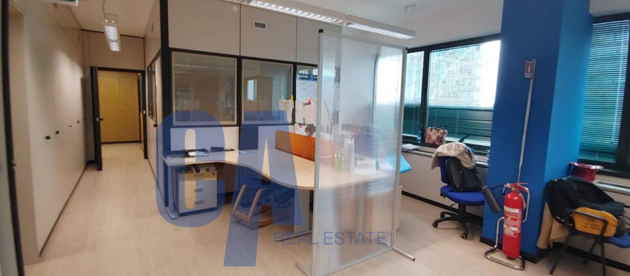 Ufficio in Via Monza, Vimercate, {3} - Foto 1