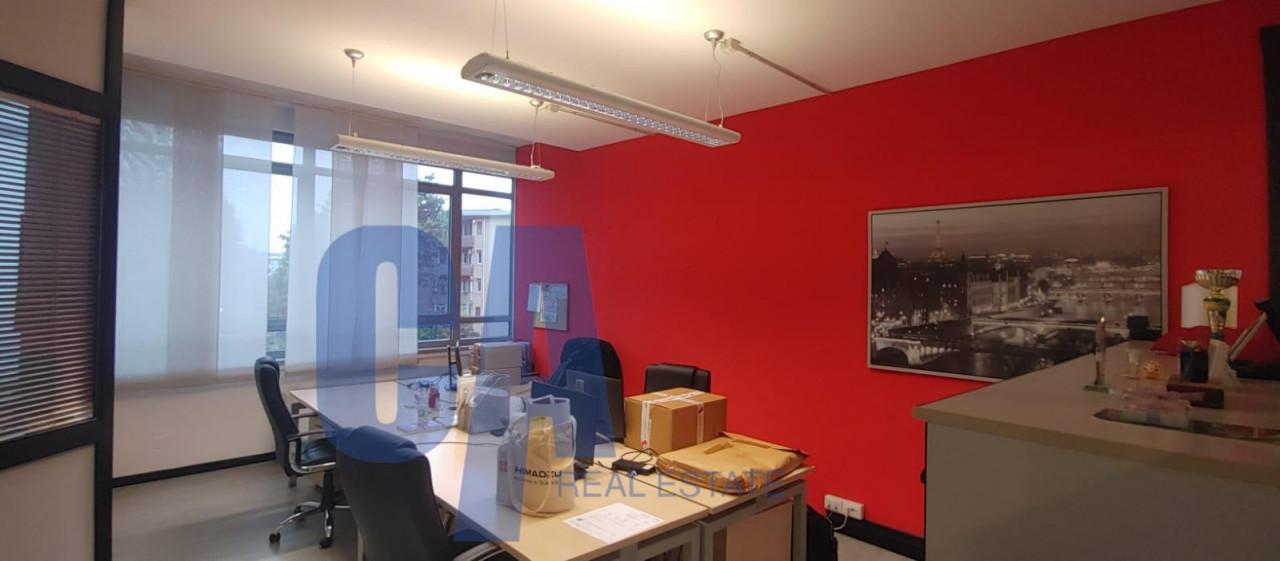 Ufficio in Piazzale Corvetto Luigi Emanuele, Milano, {3} - Foto 1