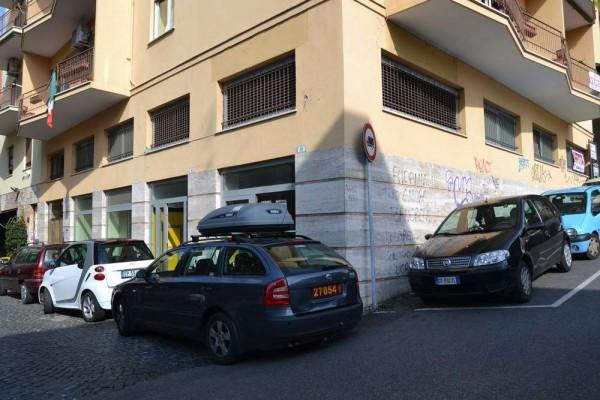Negozio in Piazza S. Pietro 1, Frascati, {3} - Foto 1