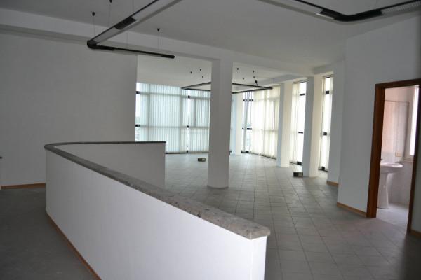 Ufficio in Circonvallazione Orientale, Roma, {3} - Foto 1