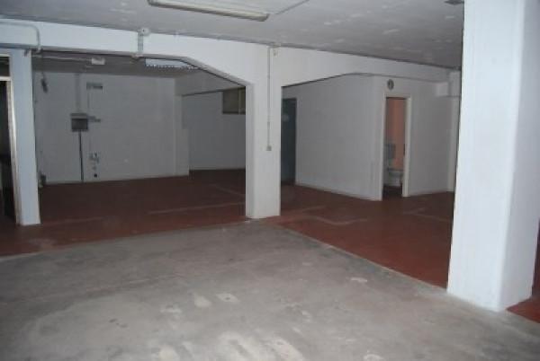 Magazzino in Via Pier Vittorio Aldini 6, Roma, {3} - Foto 2