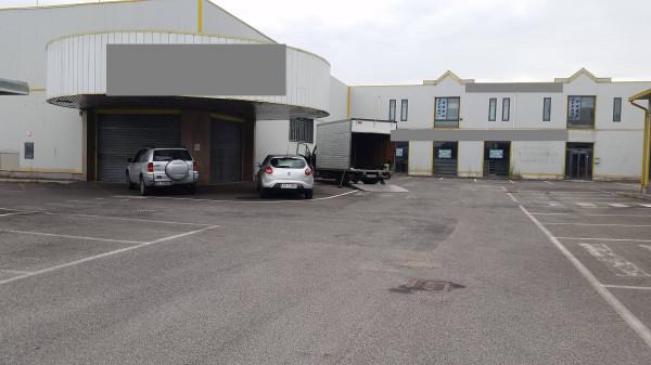 Negozio in Circonvallazione Orientale 4733, Roma, {3} - Foto 1
