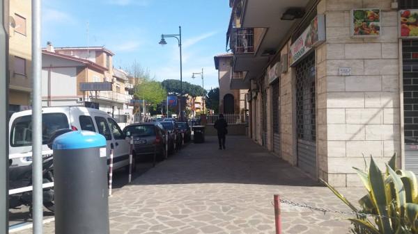 Negozio in Via della Folgarella 1, Ciampino, {3} - Foto 2