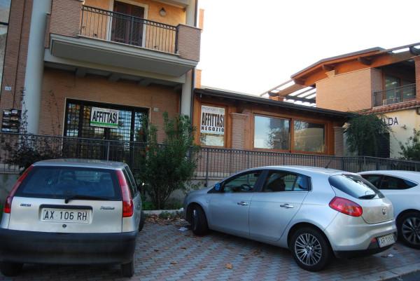 Negozio in Via Maremmana 11, San Cesareo, {3} - Foto 2