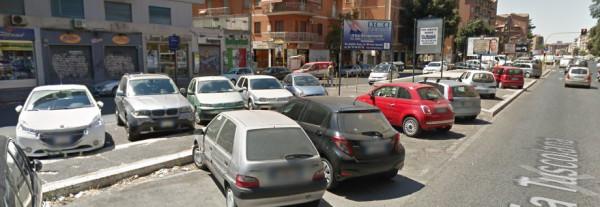 Negozio in Via Tuscolana 1100, Roma, {3} - Foto 2